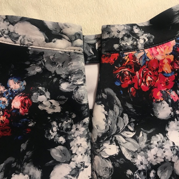 ABERCROMBIE & FITCH Floral Skater Skirt - Picture 3 of 6